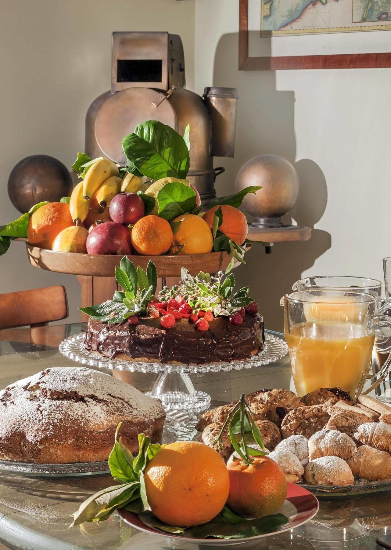 Yacht Club Capo Cervo Suites B&B Sorrento Bagian luar foto